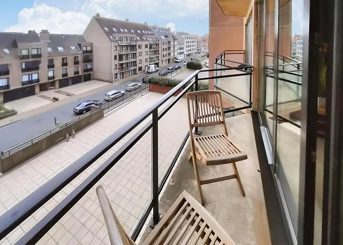 1 Bedroom Stunning Apartment In Oostende
